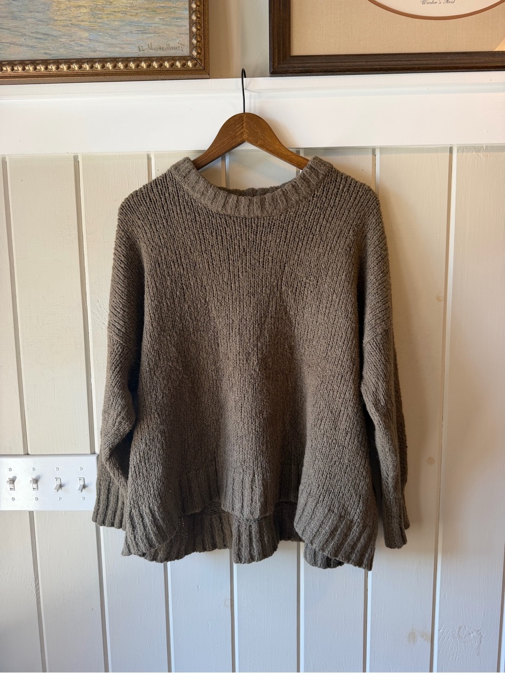 aerie Chocolate Brown Crewneck Sweater, Size Medium